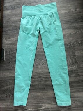 NVGTN full length leggings 
Medium new